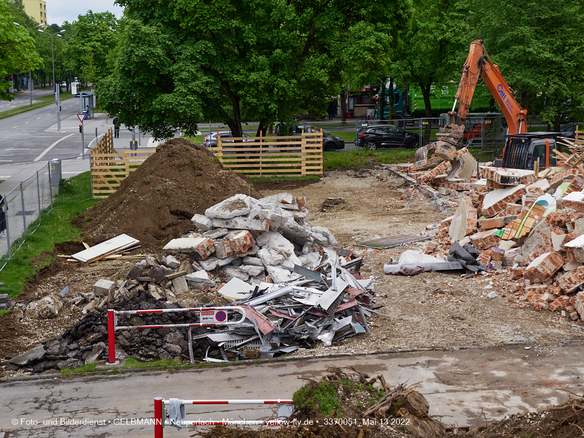 13.05.2022 - Baustelle am Haus für Kinder in Neuperlach